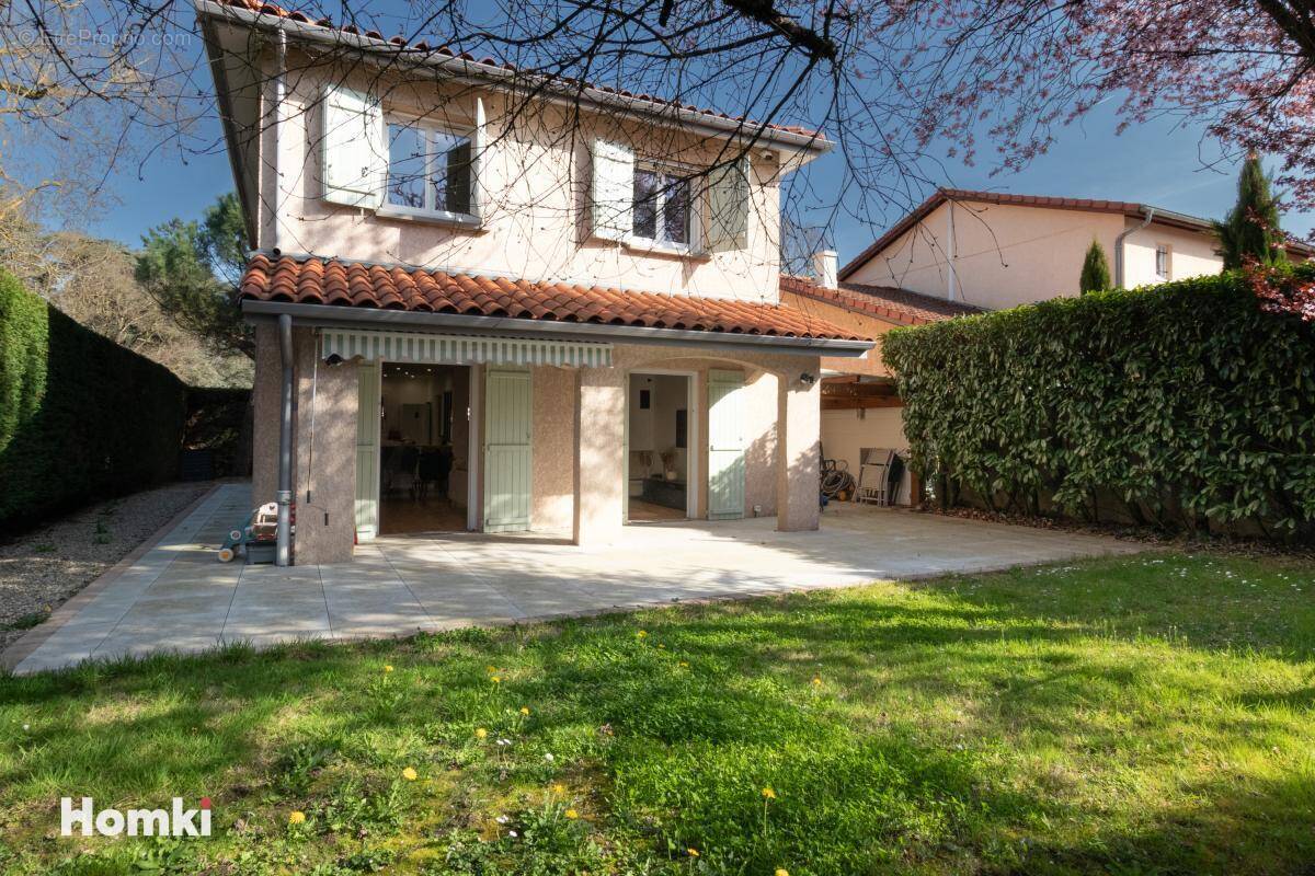 Maison à RILLIEUX-LA-PAPE