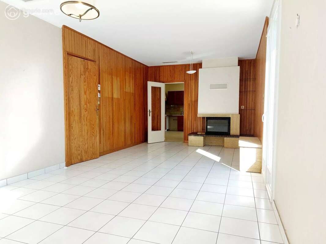 Maison à SAINT-PHILBERT-DE-BOUAINE