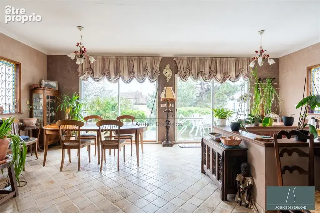 Photo Maison à Chatou au prix de 990 000€