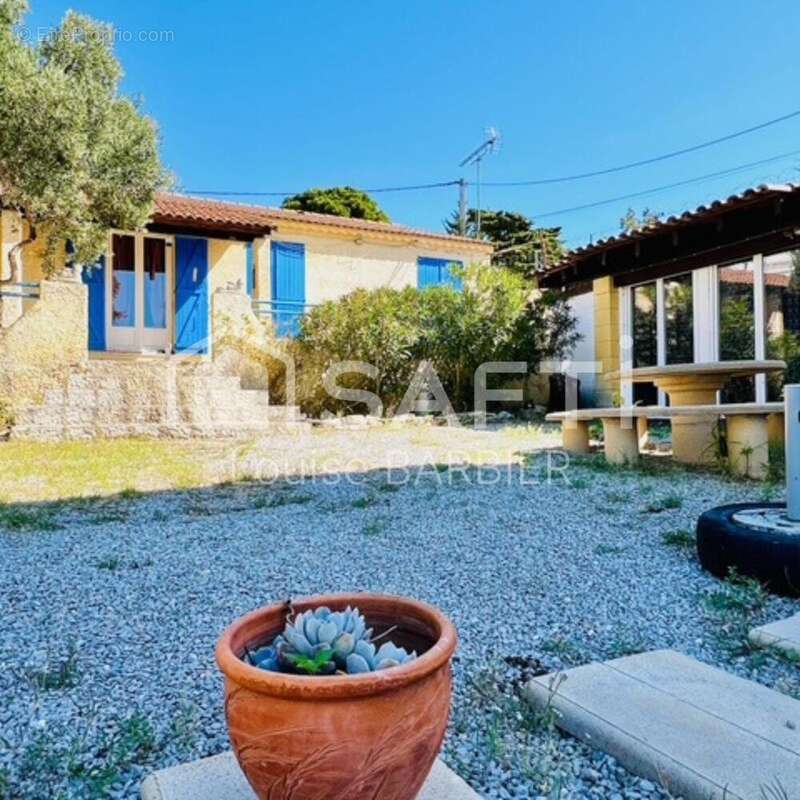 Photo 2 - Maison à MARSEILLE-15E