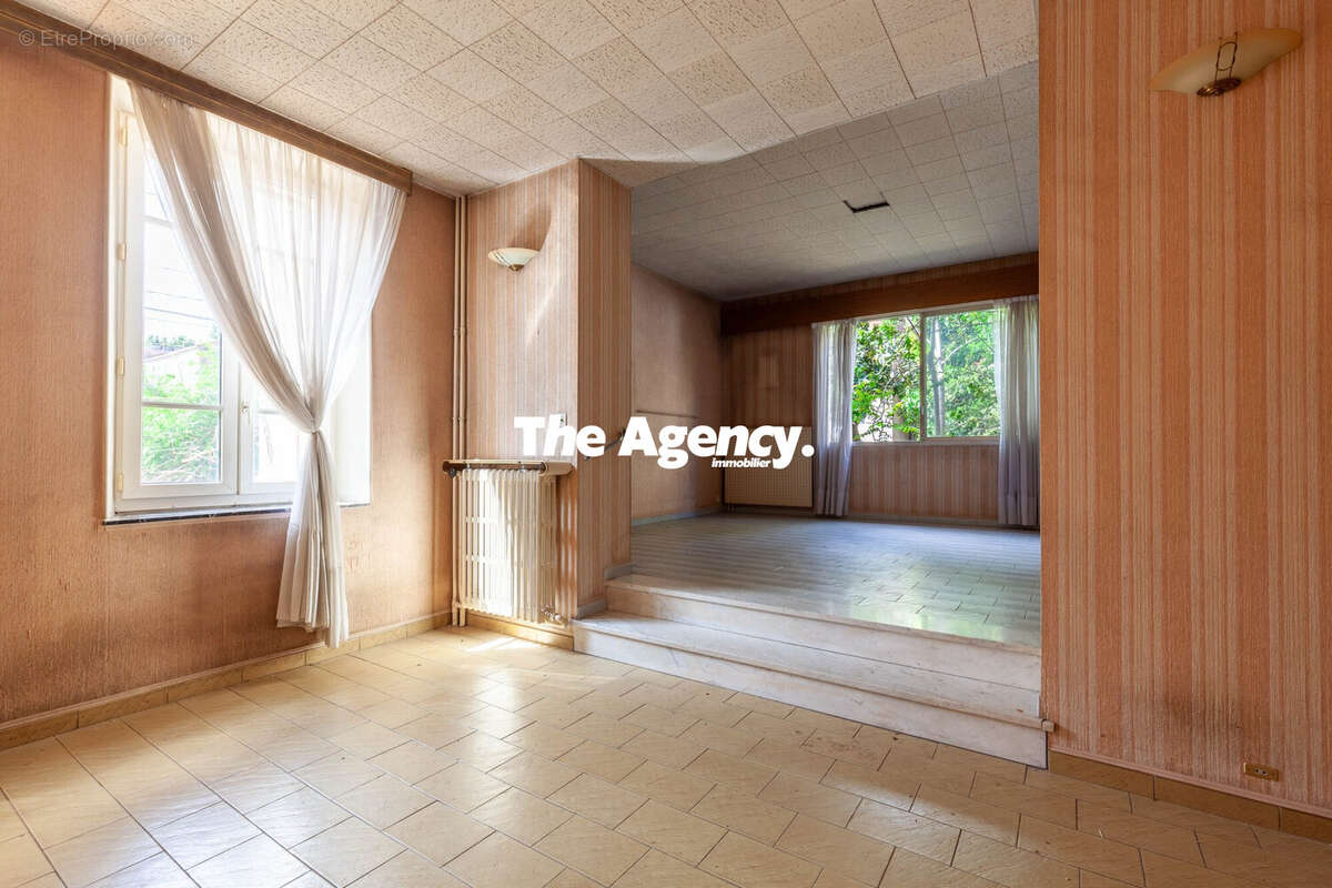 Maison à MARSEILLE-10E