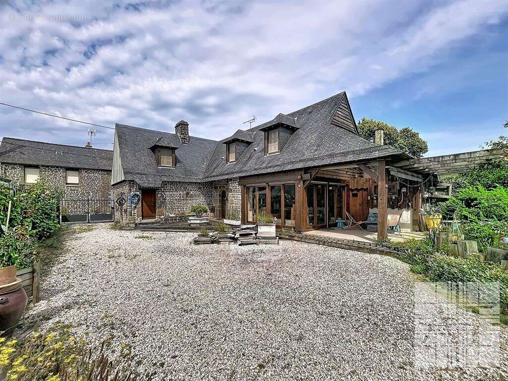 Maison à MONTAUDIN