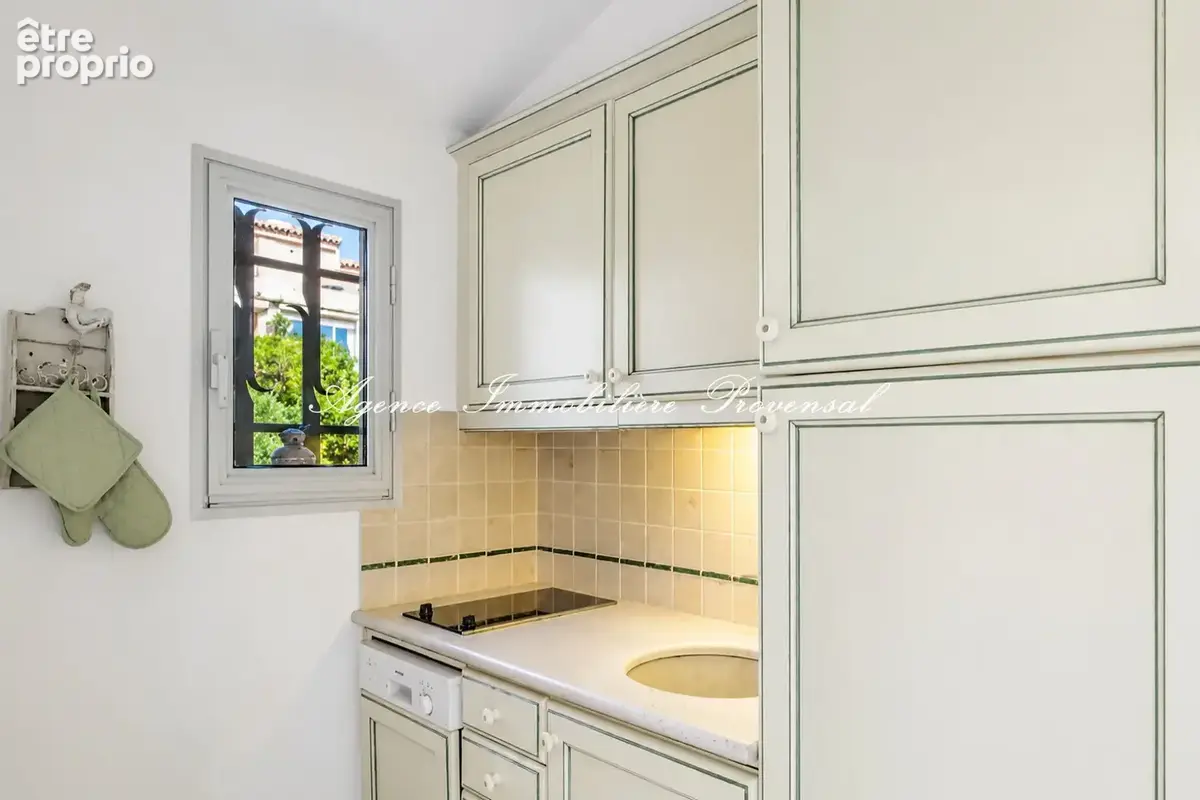 Appartement 43 m² à Sainte-Maxime  - photo 6