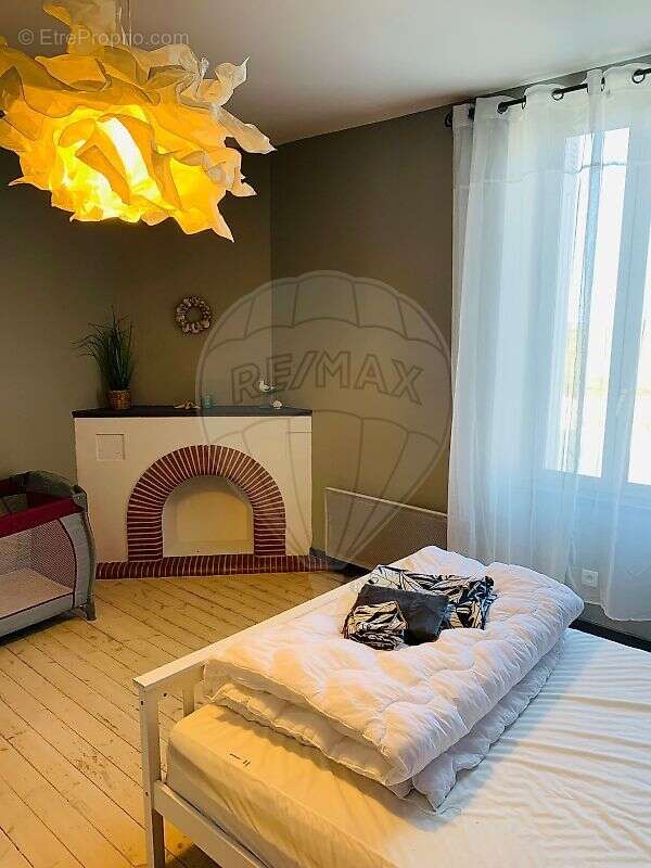 Appartement à MORNAC-SUR-SEUDRE