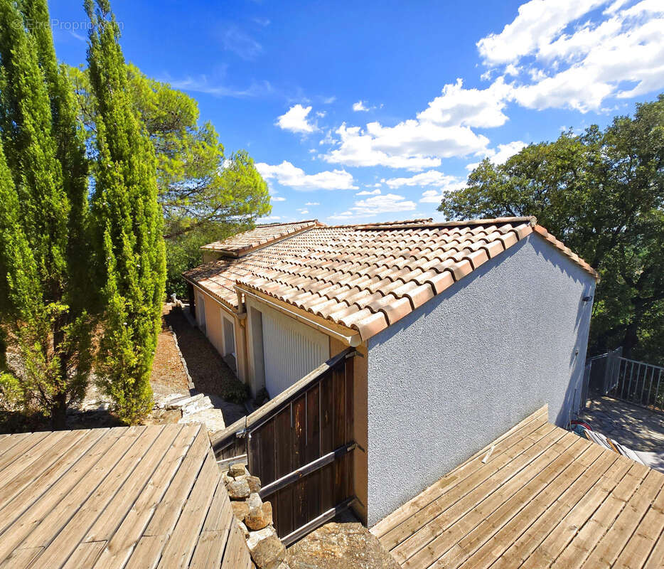 A vendre villa 3 chambres piscine garage - photo 16