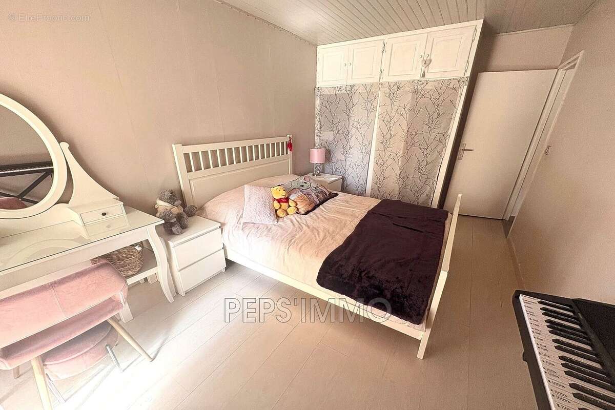 Appartement 91 m² à Martigues  - photo 6
