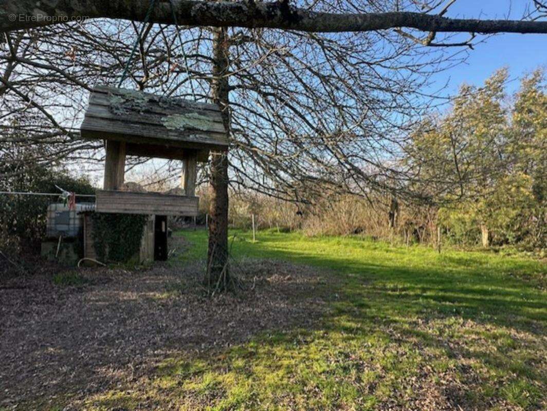 AUBIGNY-LES CLOUZEAUX, Longère 156 m², dépendance, 3569 m² terrain - photo 12