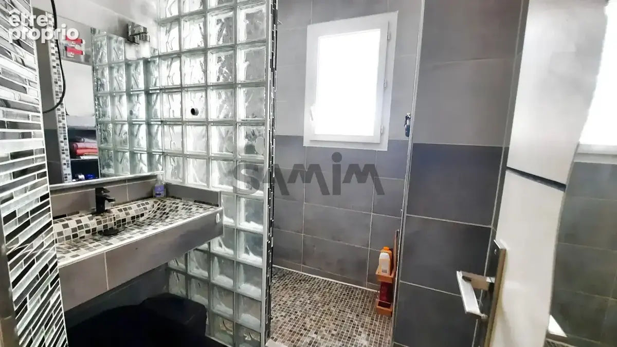 À vendre  - belle villa  avec piscine - secteur quissac - photo 12