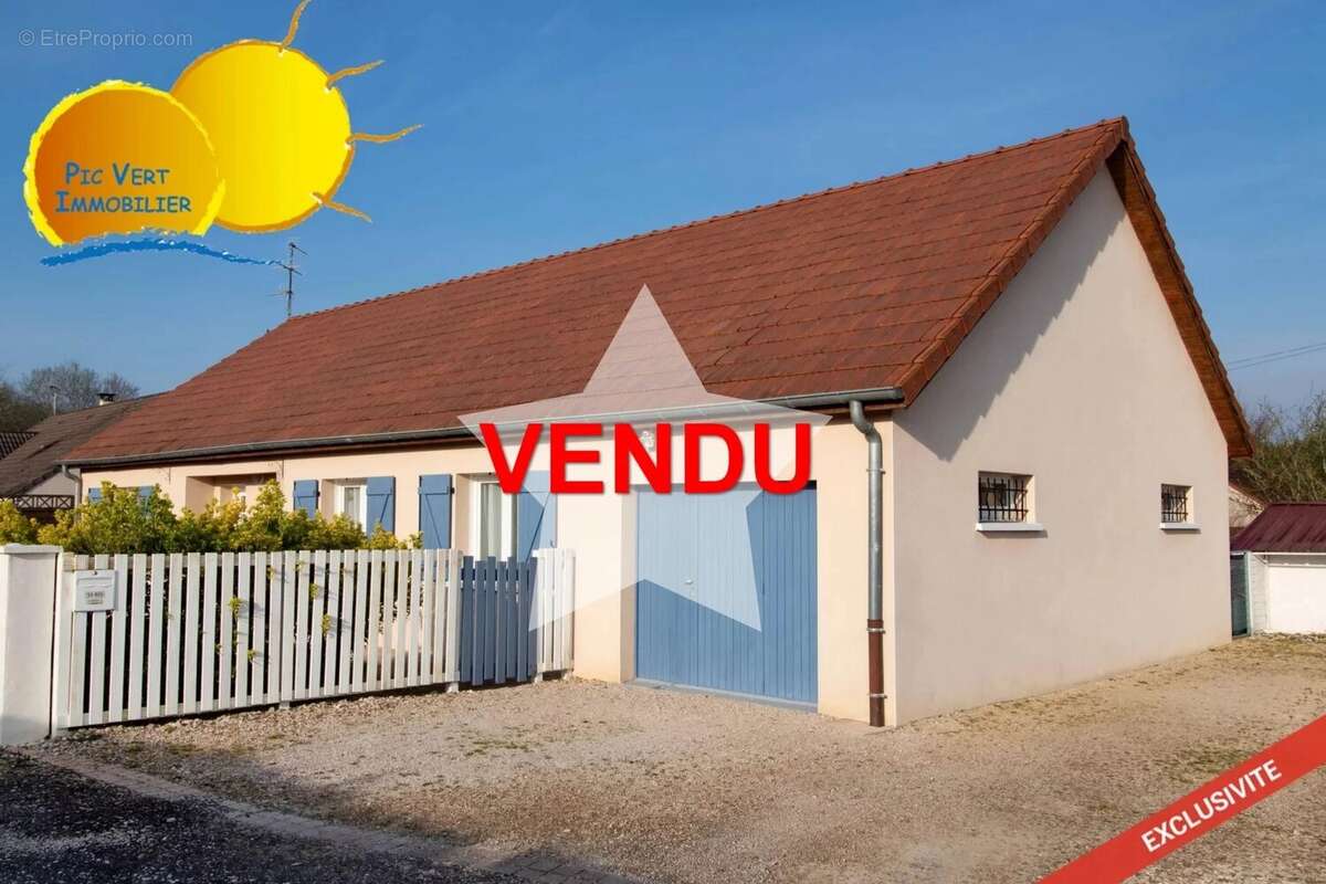 Maison à AUXONNE