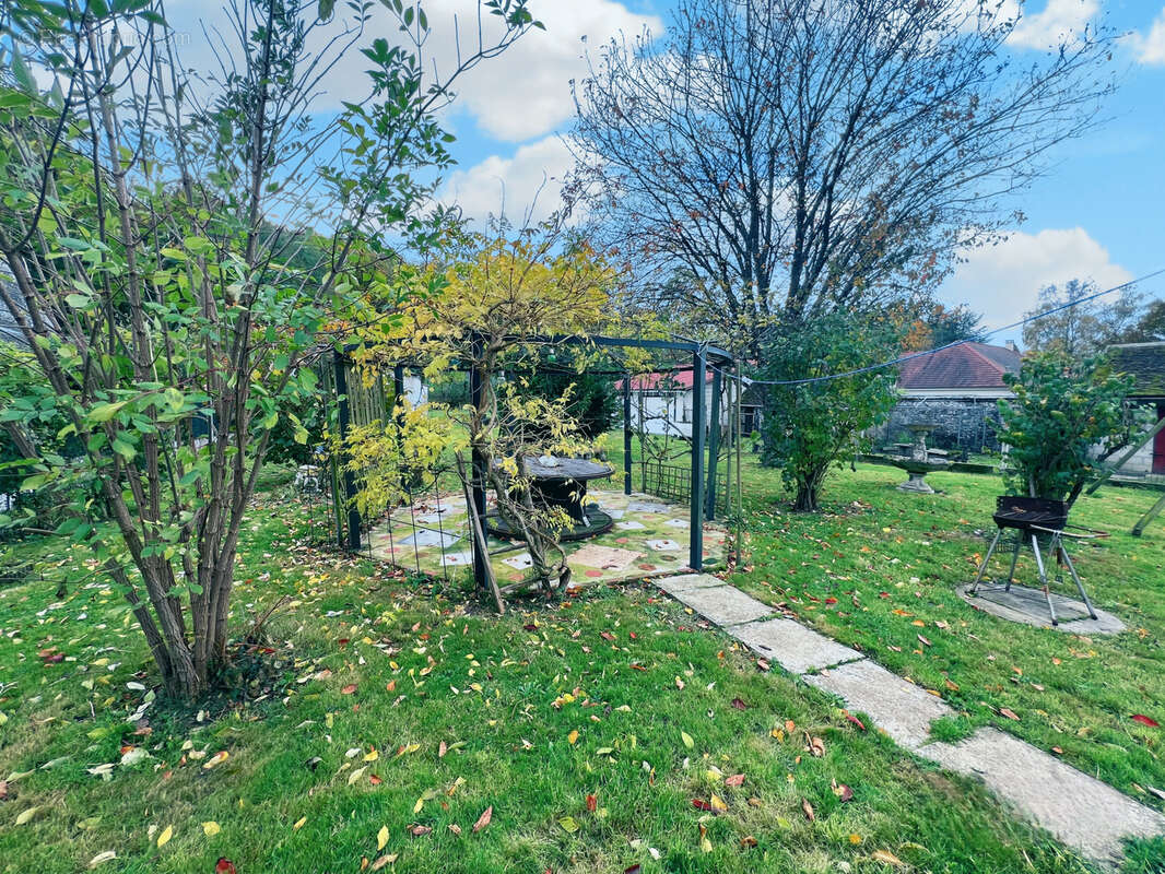 Maison à CHALAUTRE-LA-PETITE