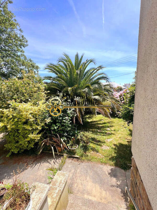 Maison à PLOUGASNOU