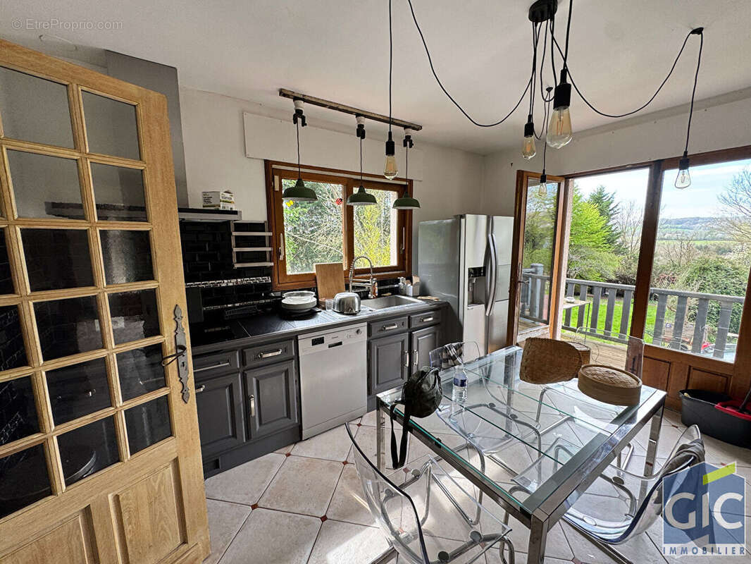 Maison à FIERVILLE-LES-PARCS