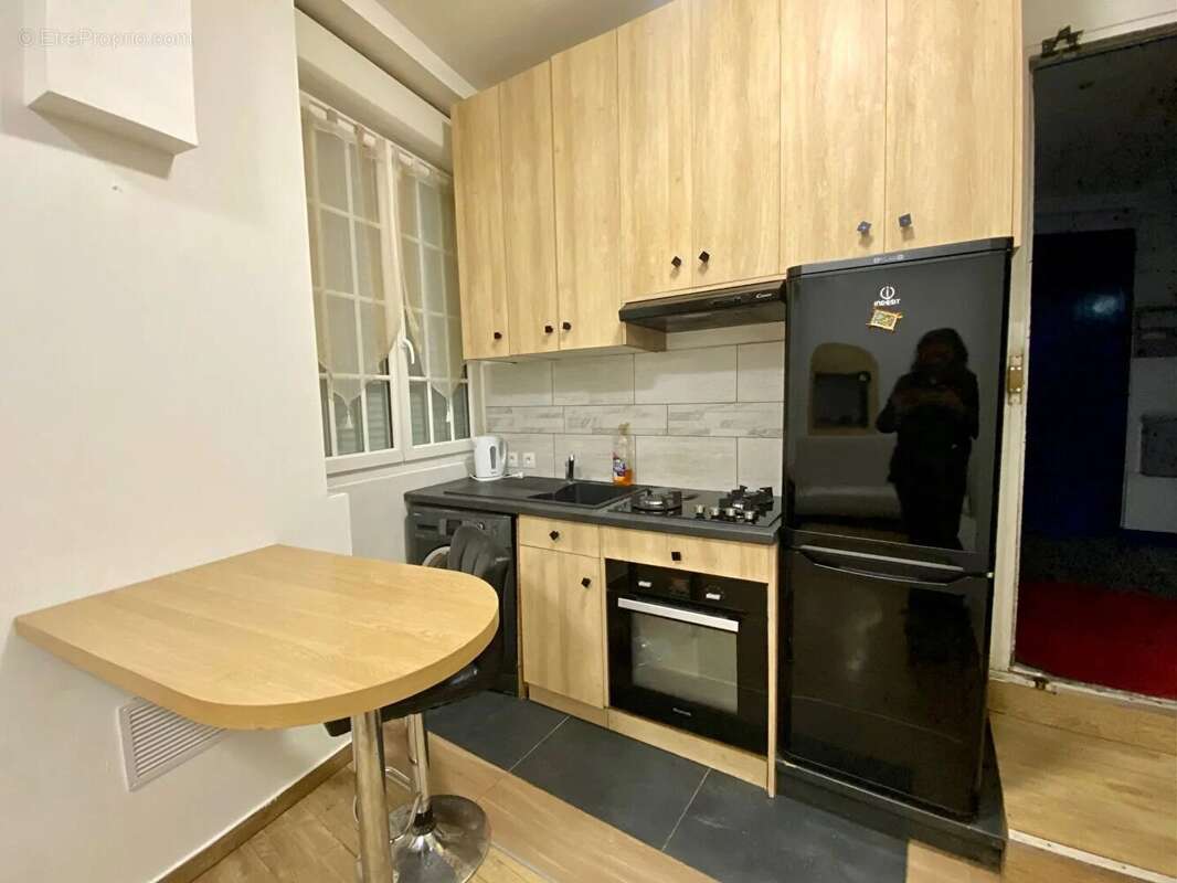 Appartement à PARIS-18E