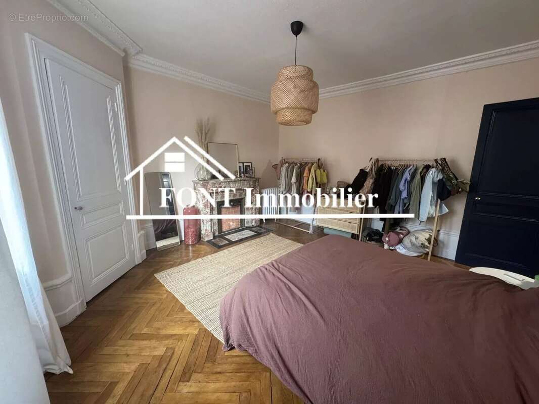Appartement à SAINT-ETIENNE