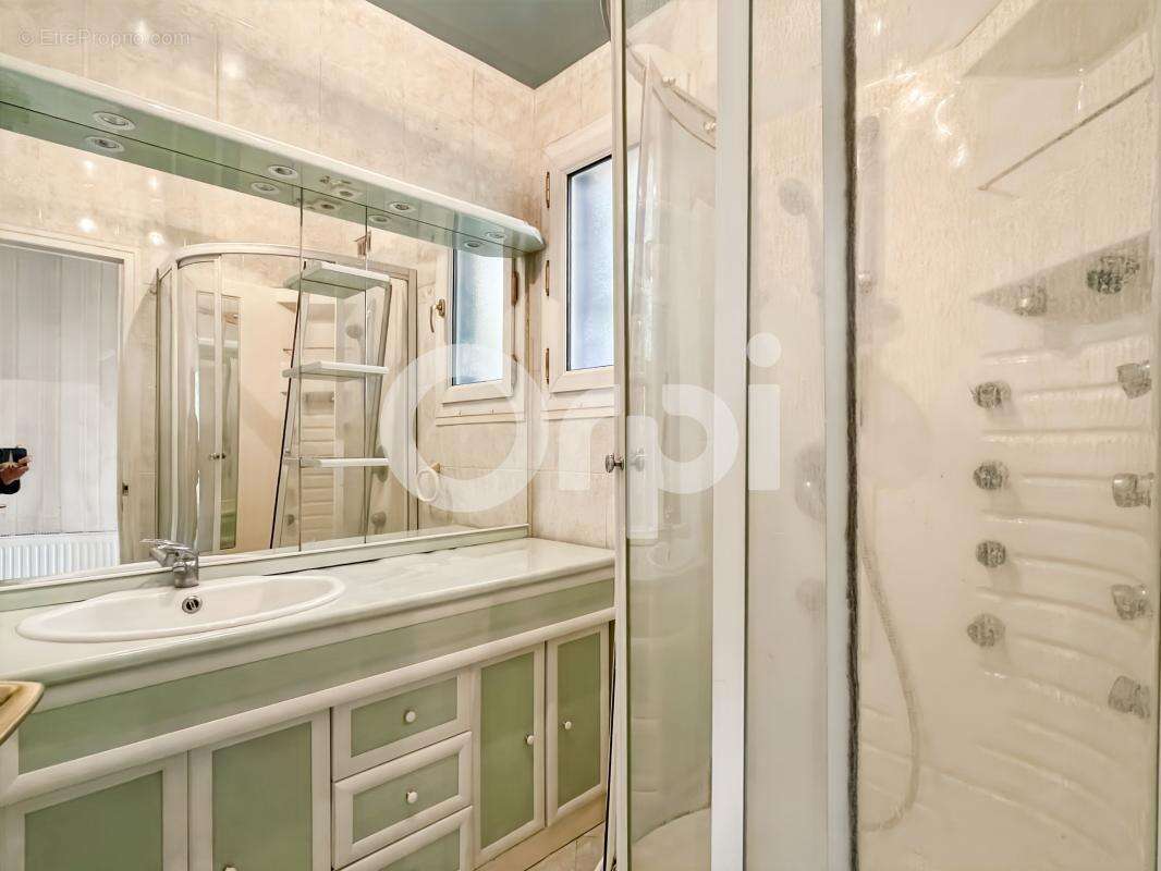 Maison à ANGERVILLE-LA-CAMPAGNE