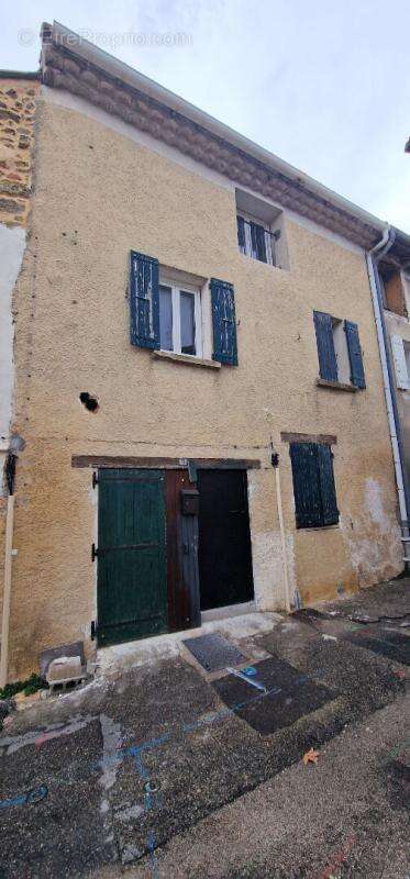 Maison à COURTHEZON