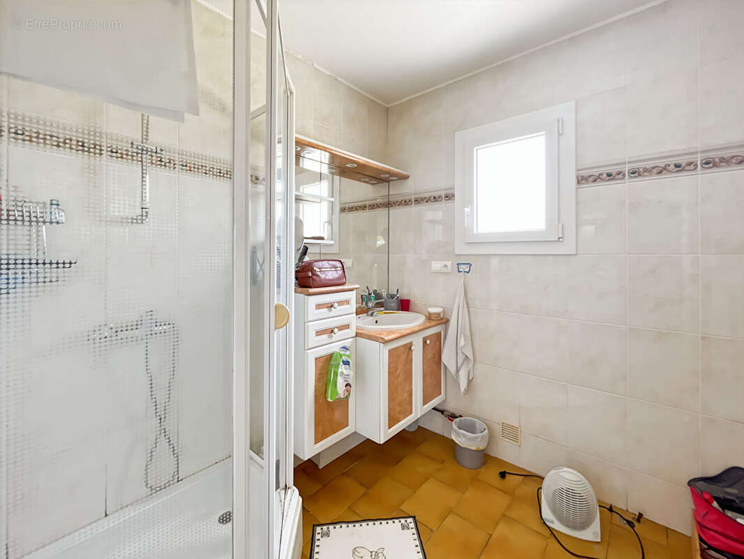 Maison 4 pièces à vendre à Lamothe - Calme et grand garage - photo 6