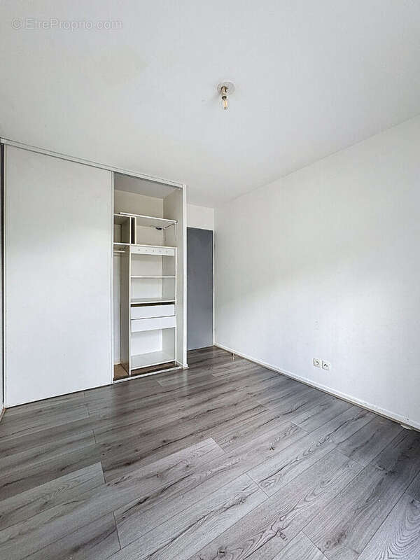 Appartement à AUBERVILLIERS