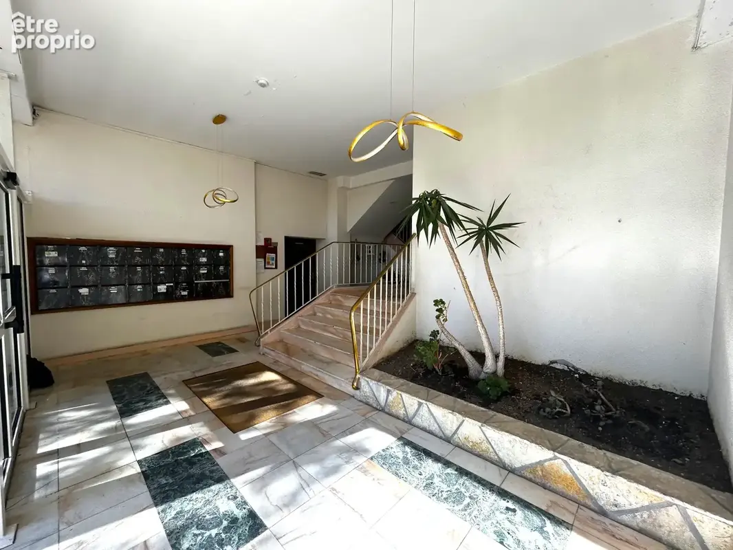 Agen - appartement f3 avec balcon et garage - photo 2
