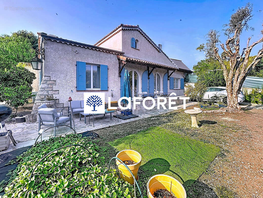 Maison à CAGNES-SUR-MER