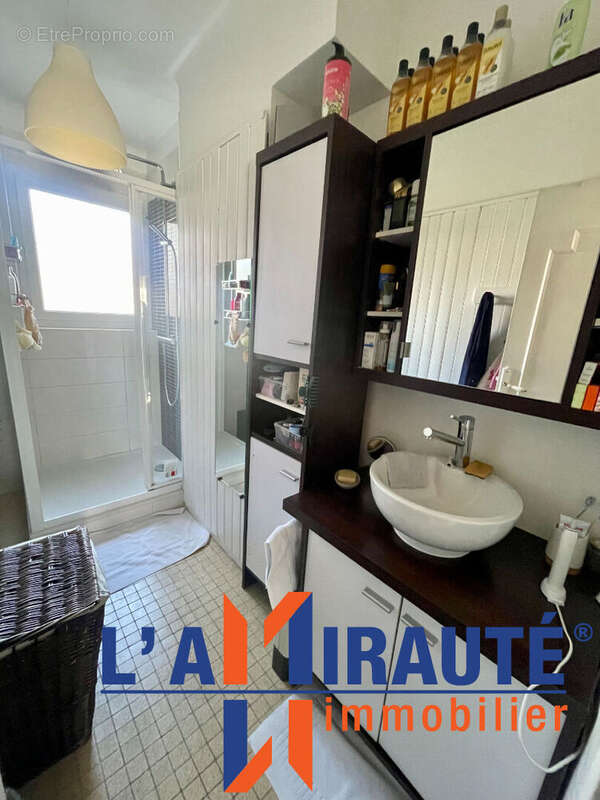 Appartement à SARTROUVILLE