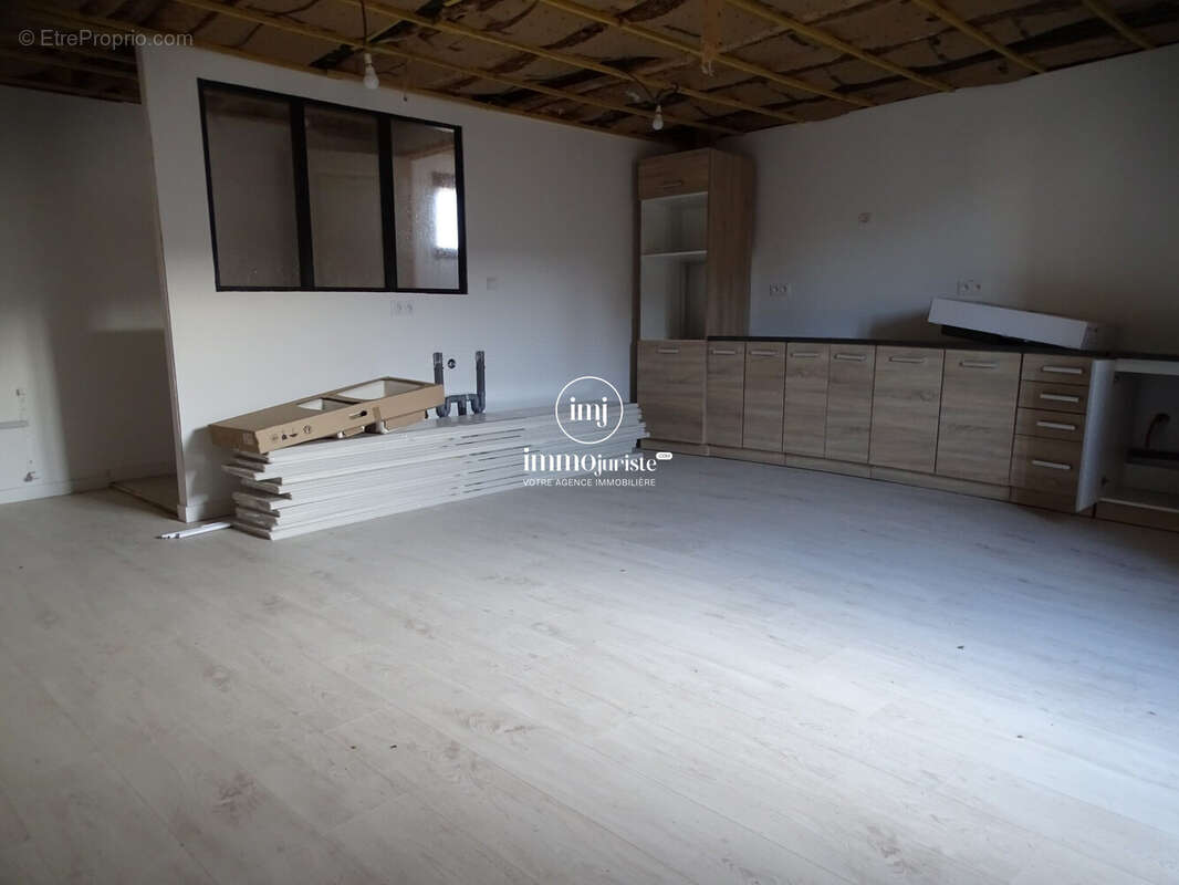 Maison 210 m² à Brigueuil  - photo 6