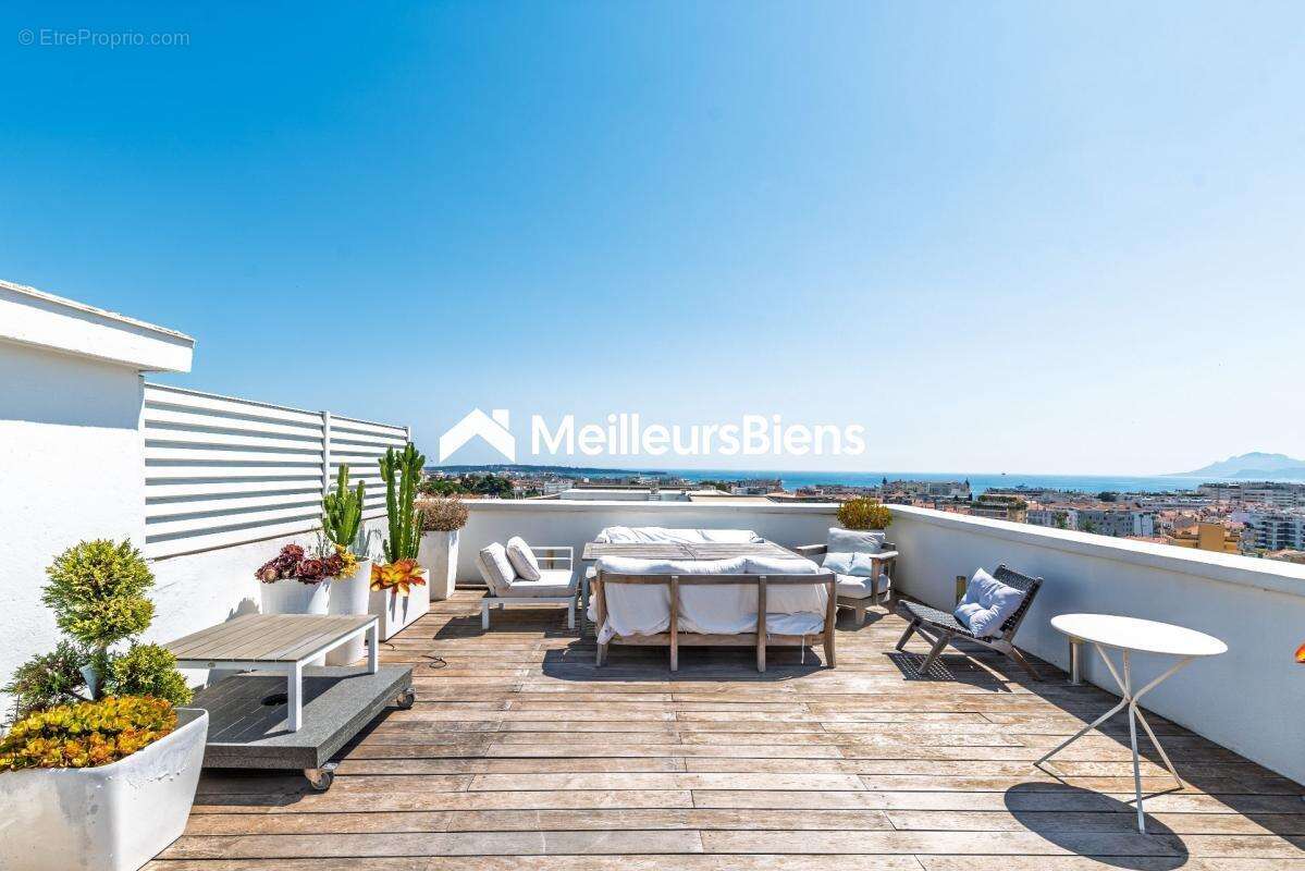 Appartement à CANNES