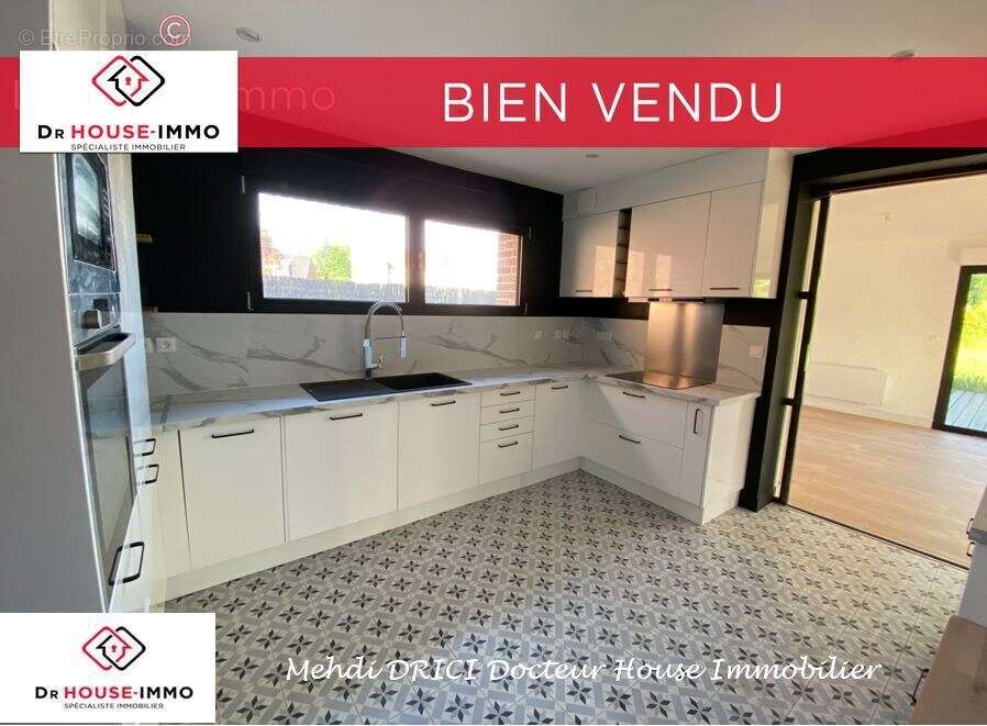 Maison à OSTRICOURT