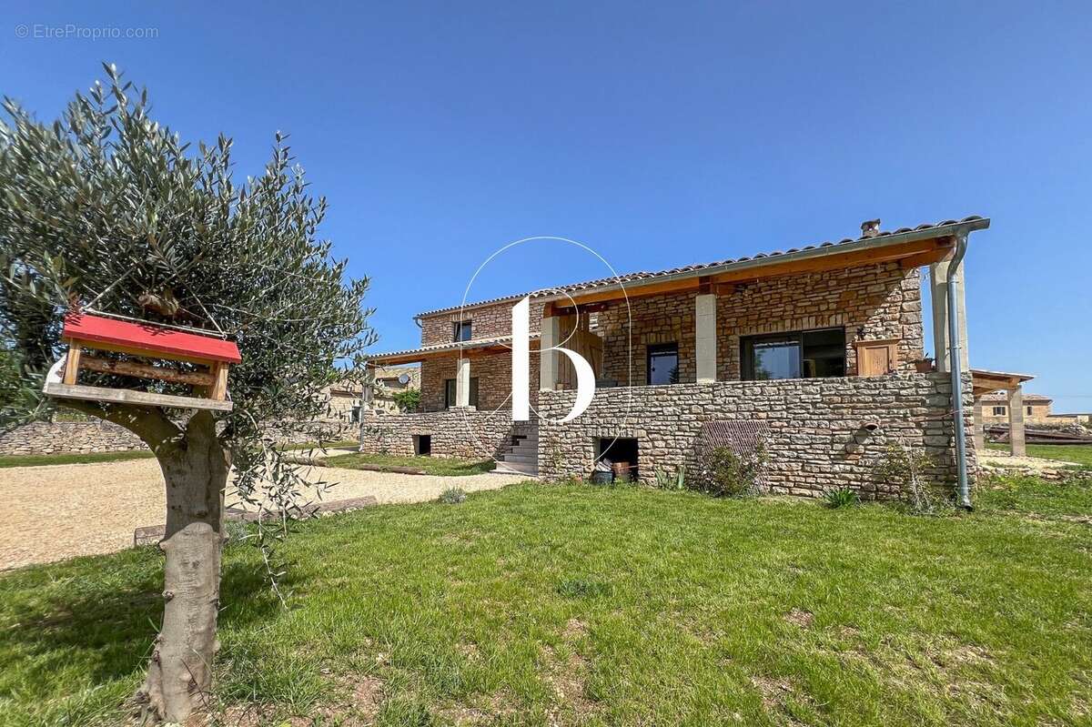 Maison à GOUDARGUES