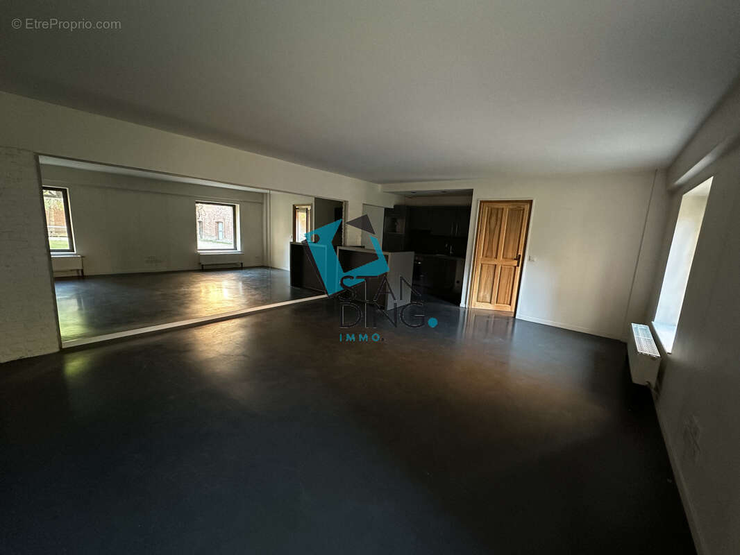 À Vendre : Appartement de Caractère au Cœur du Vieux-Lille 55 m2 - photo 3