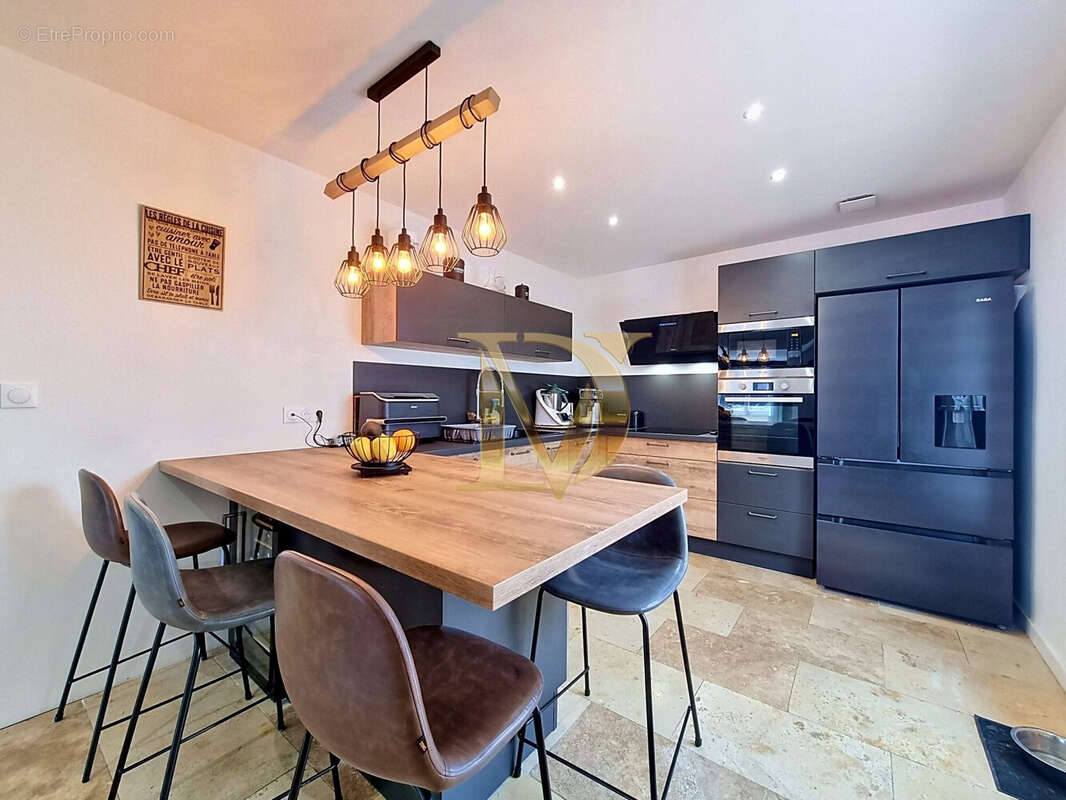 Maison 134 m² à Saint-Georges-Sur-Cher  - photo 9