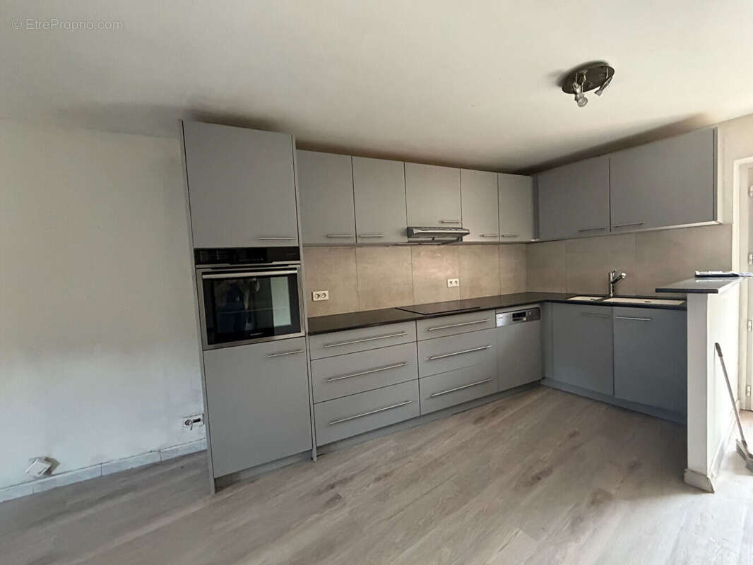 Appartement à CALLIAN