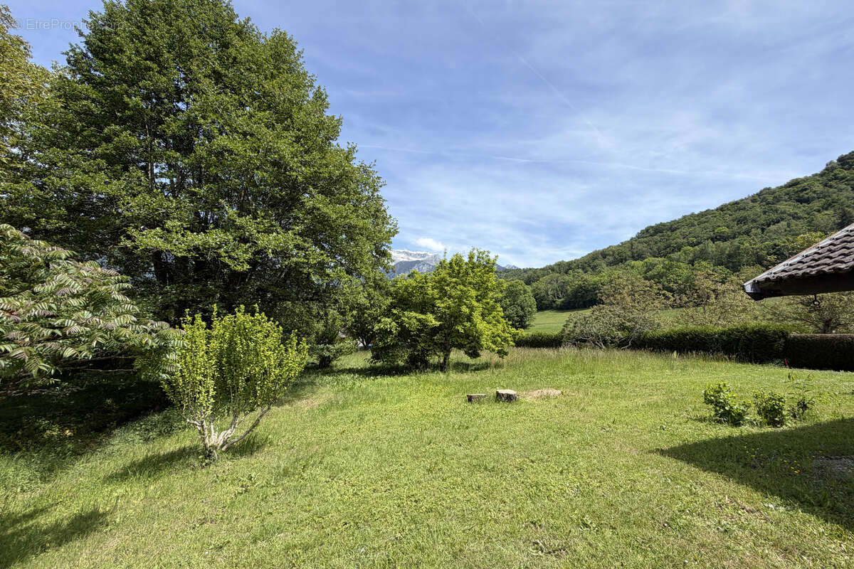 Terrain à DUINGT