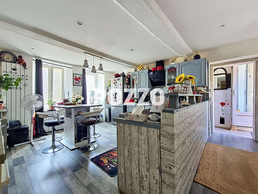 A VENDRE Maison Colombiers -sur-seulles 124 m2 - photo 8