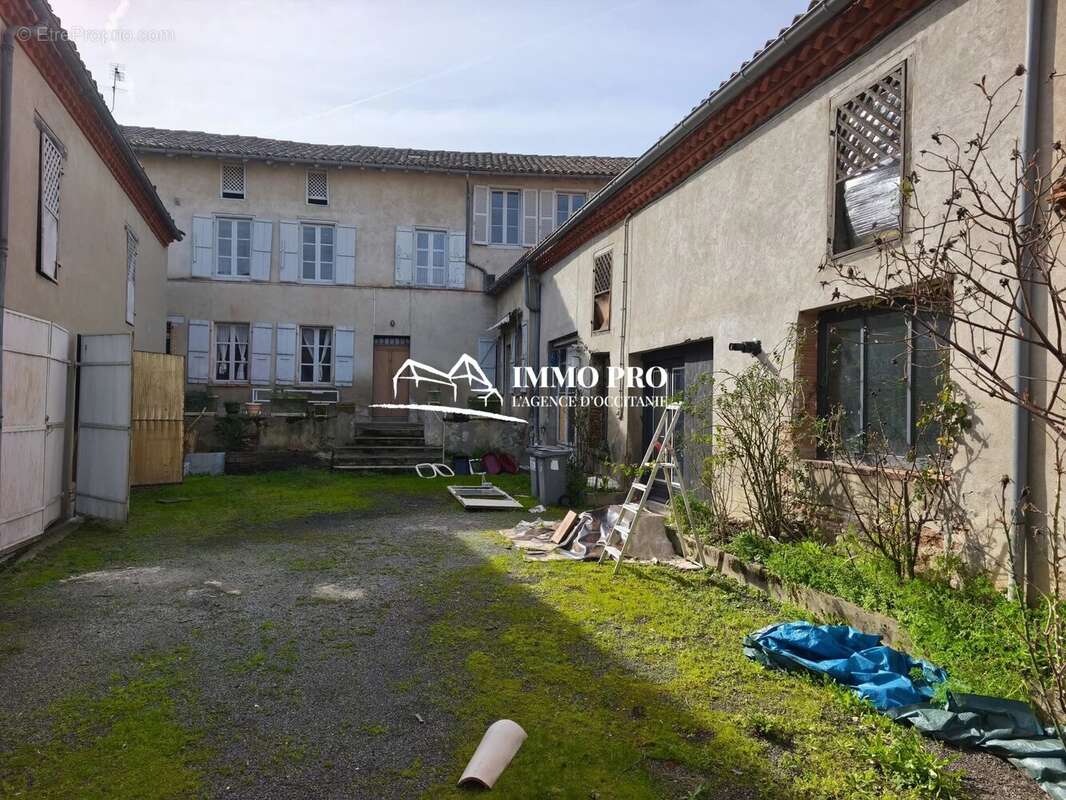 Appartement à L'ISLE-EN-DODON