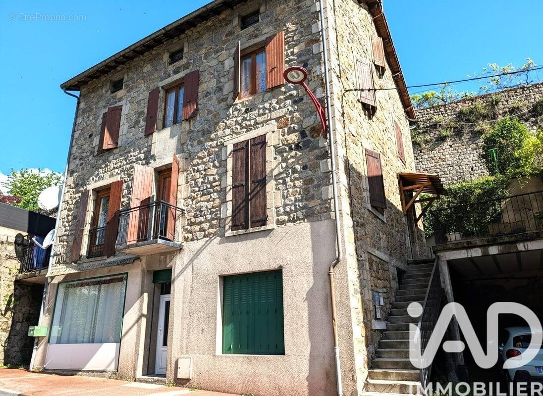 Photo 1 - Appartement à SAINT-MARTIN-DE-VALAMAS