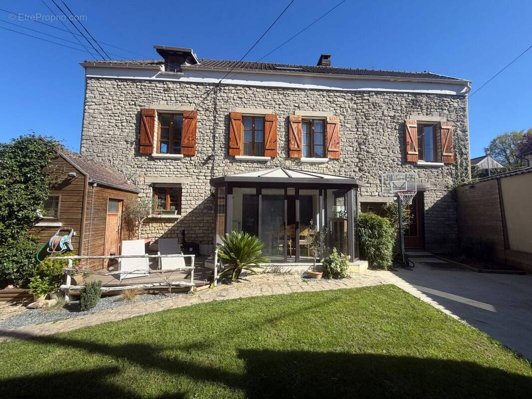 Maison à BAZEMONT