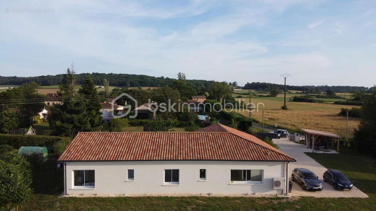 Maison à SAINT-GERMAIN-ET-MONS