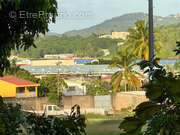Terrain à LA TRINITE