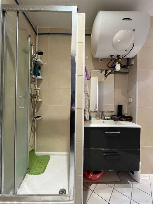 Appartement à PARIS-19E