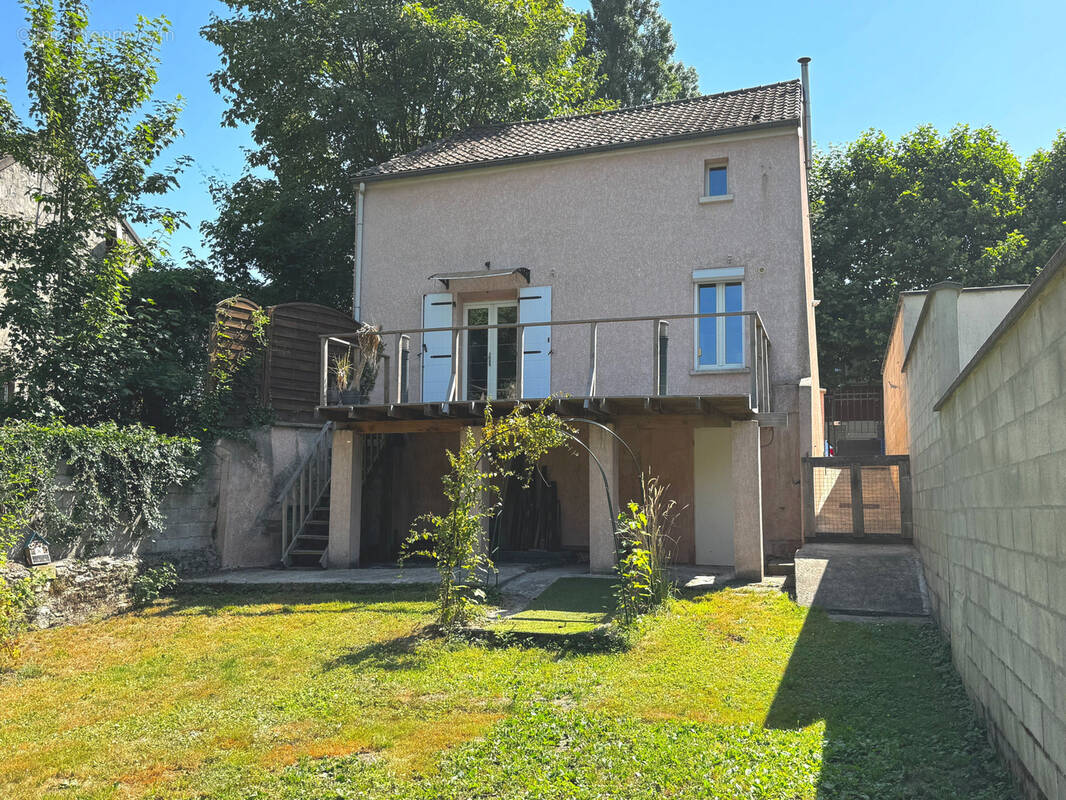 Maison à LOUVRES