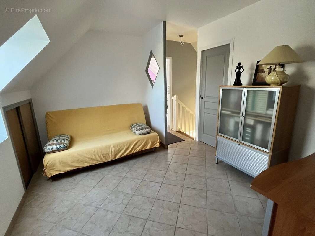 Maison à PLOUER-SUR-RANCE