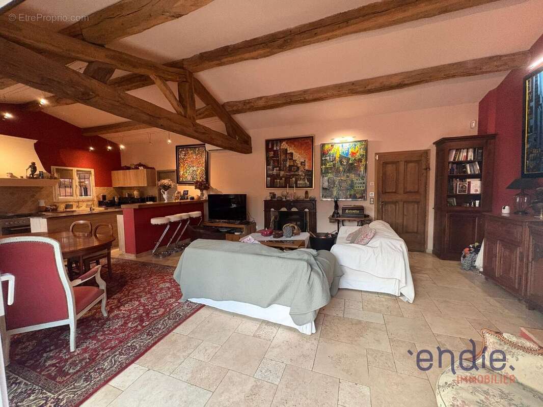 Maison à LORGUES