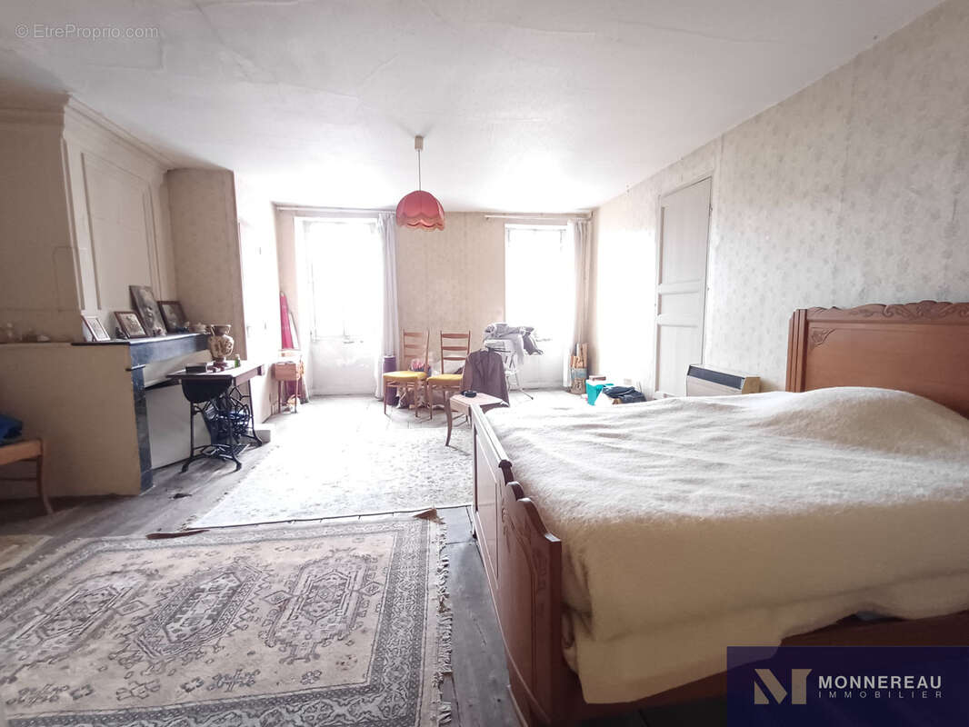 Maison de ville a renover - photo 5