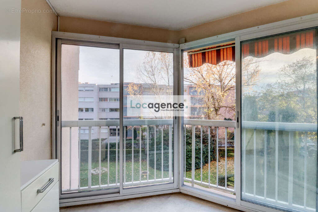 Appartement à MANDELIEU-LA-NAPOULE