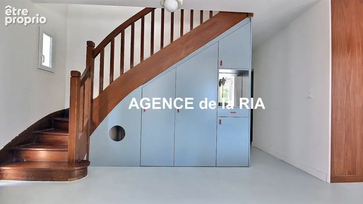 Maison familiale, 4 chambres et un bureau, piscine proche commodités - photo 2