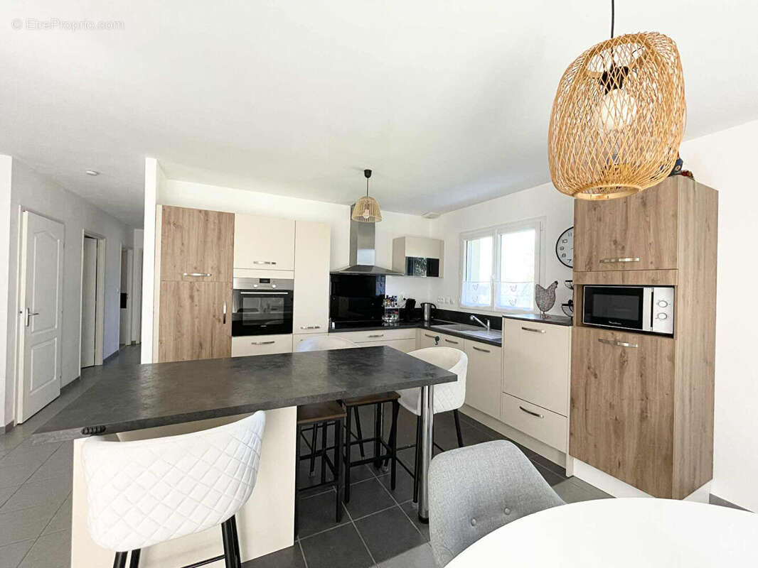 Maison à MALEMORT-SUR-CORREZE