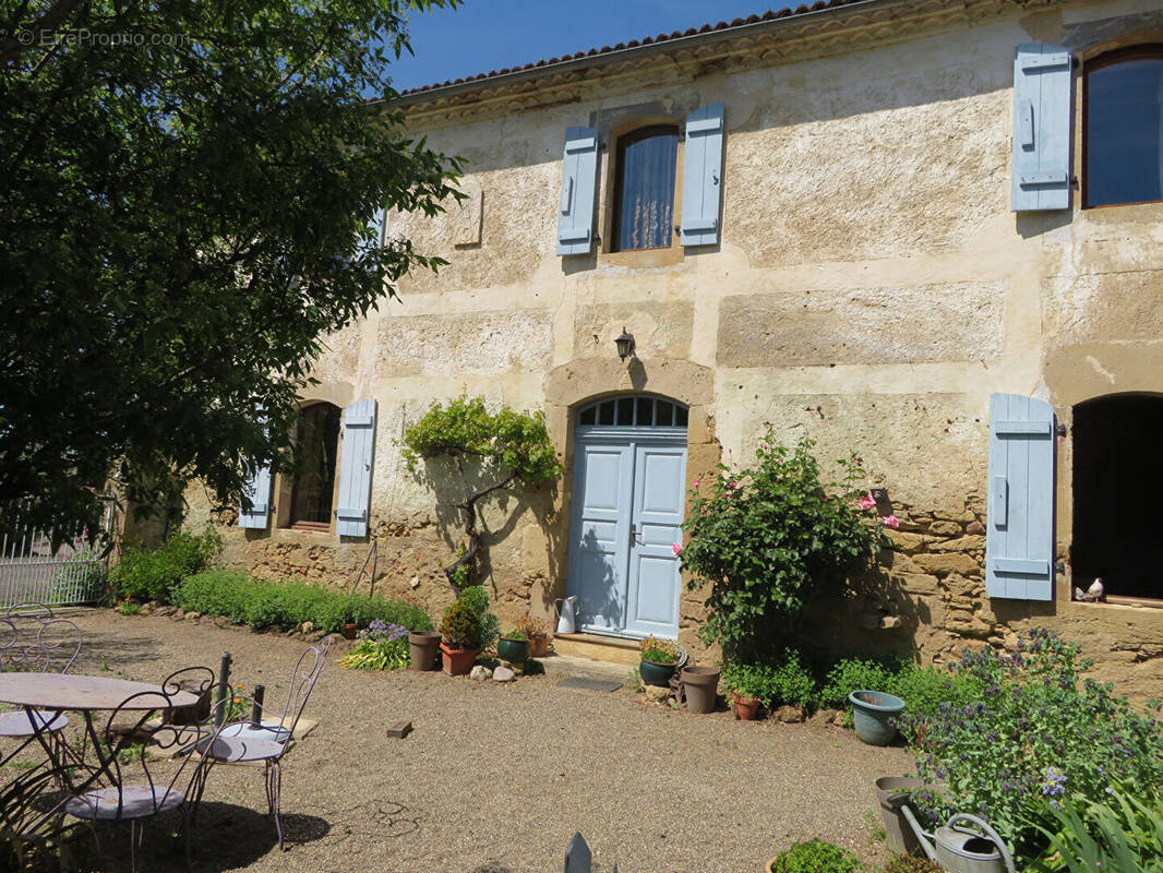 Maison à MALABAT