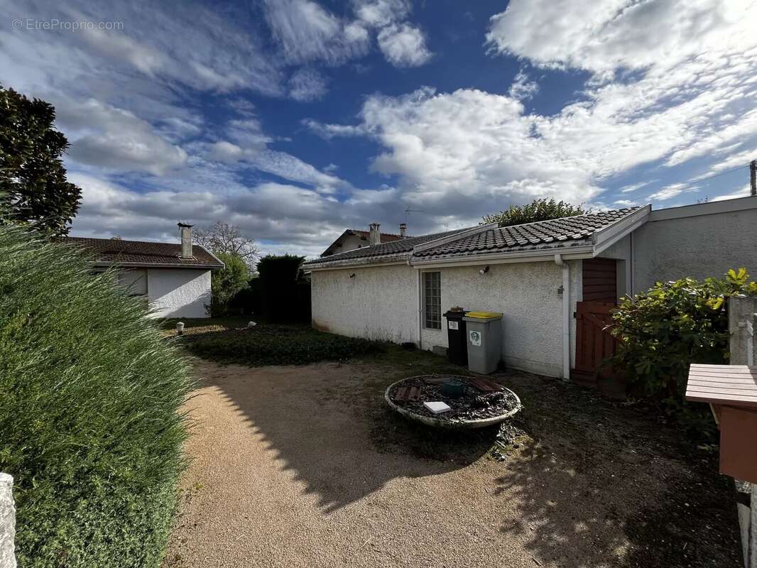 Maison à TIGNIEU-JAMEYZIEU