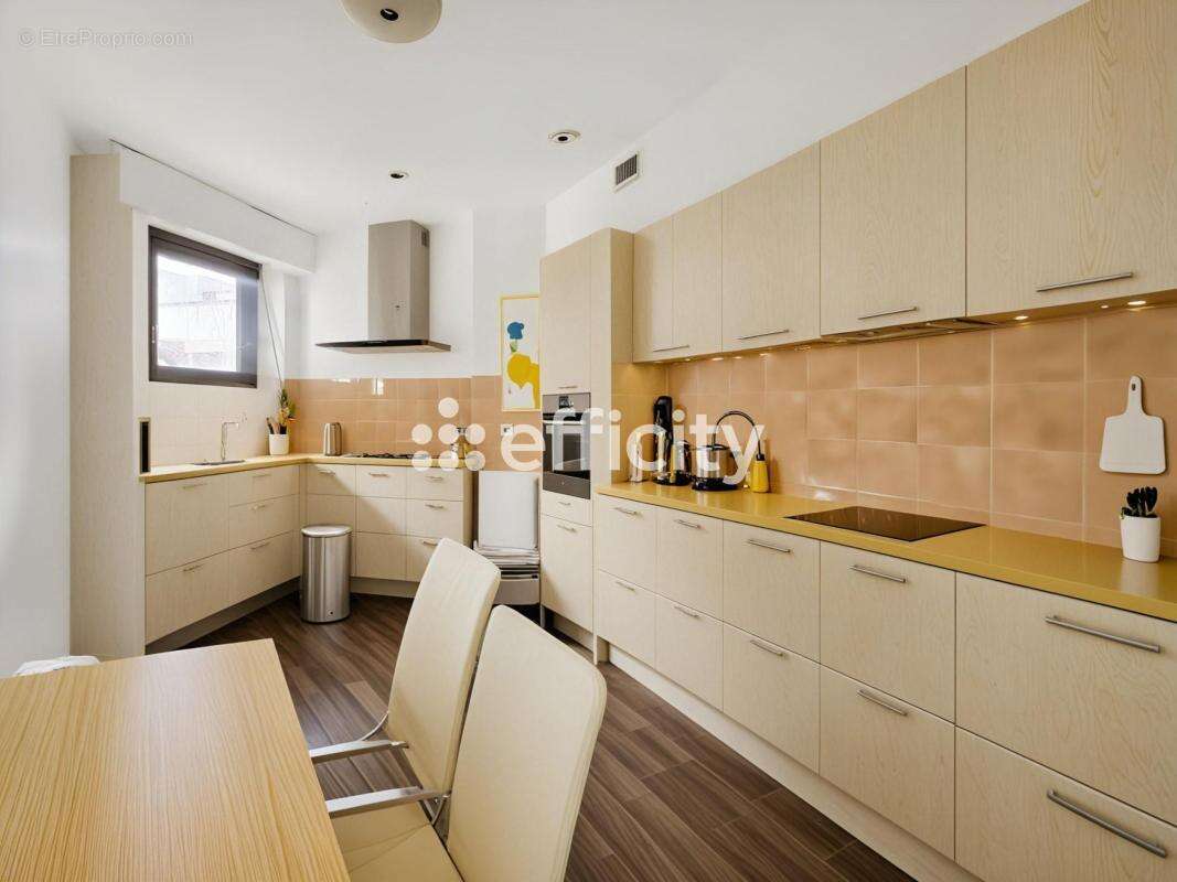 Appartement à ENGHIEN-LES-BAINS
